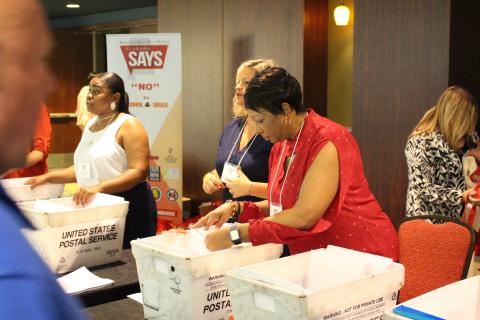 015 Registration Beverly Philpot, Jennifer Holton & Seronica Little.jpg